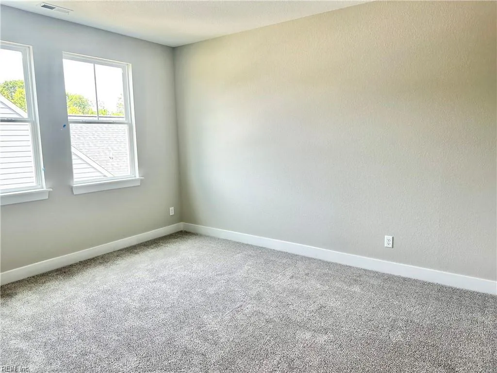 Suffolk, Virginia 23434, United States, 5 Bedrooms Bedrooms, ,3 BathroomsBathrooms,Residential,Active,17246