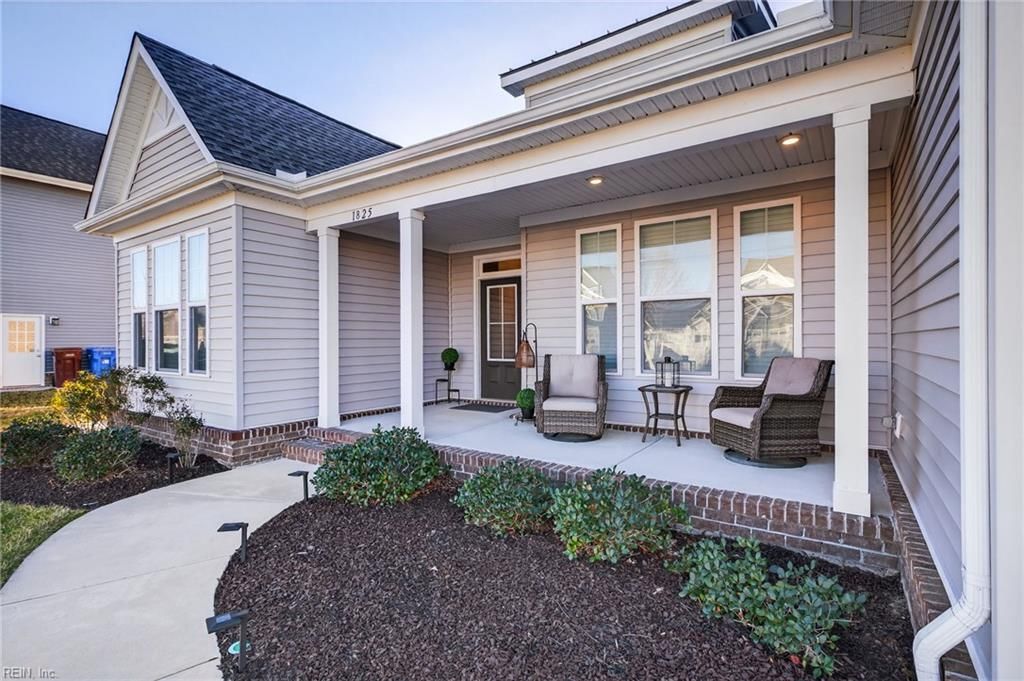 Photo of 1825 Carrera Ridge, Chesapeake, VA 23320 (MLS # 10617389)