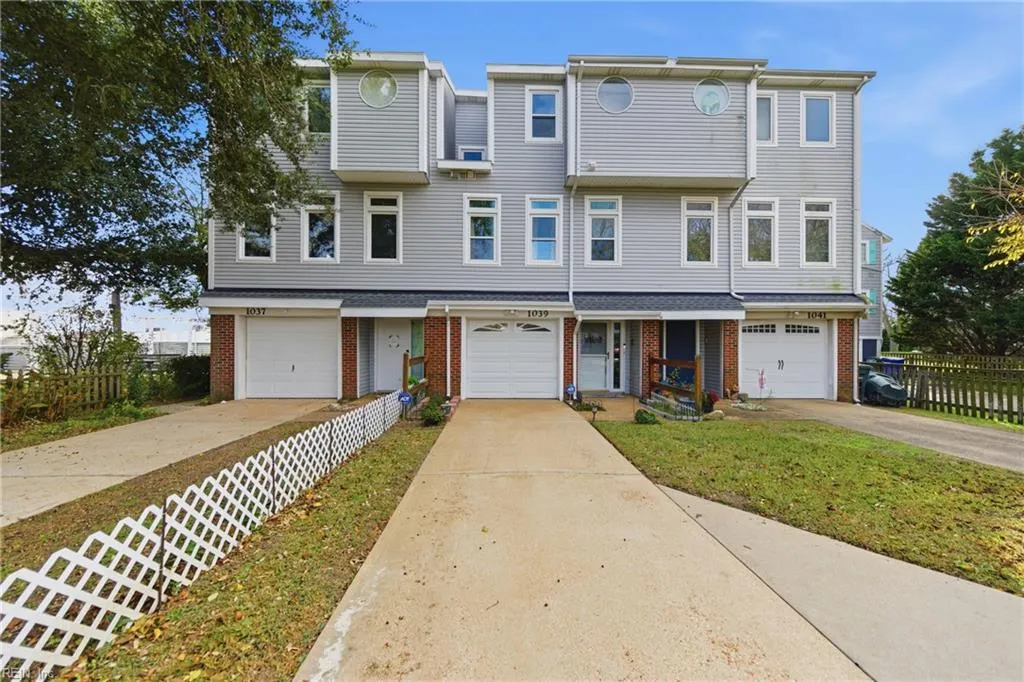 Norfolk, Virginia 23503, United States, 3 Bedrooms Bedrooms, ,3 BathroomsBathrooms,Residential,Active,243882