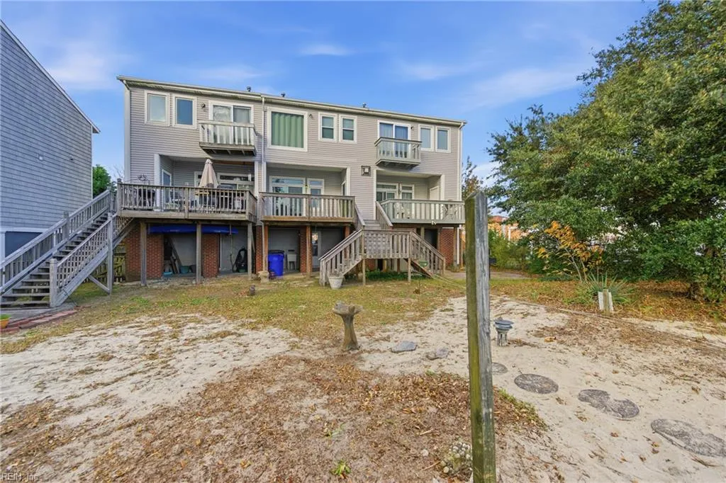 Norfolk, Virginia 23503, United States, 3 Bedrooms Bedrooms, ,3 BathroomsBathrooms,Residential,Active,243882