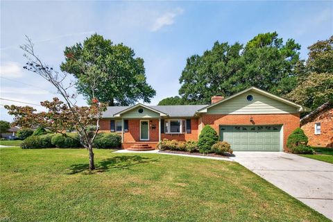137 S Parliament DR Virginia Beach VA 23462