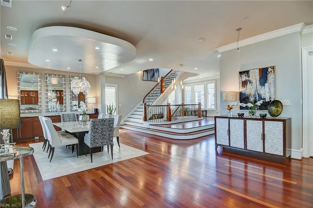 Norfolk, Virginia 23518, United States, 5 Bedrooms Bedrooms, ,5 BathroomsBathrooms,Residential,Active,94451