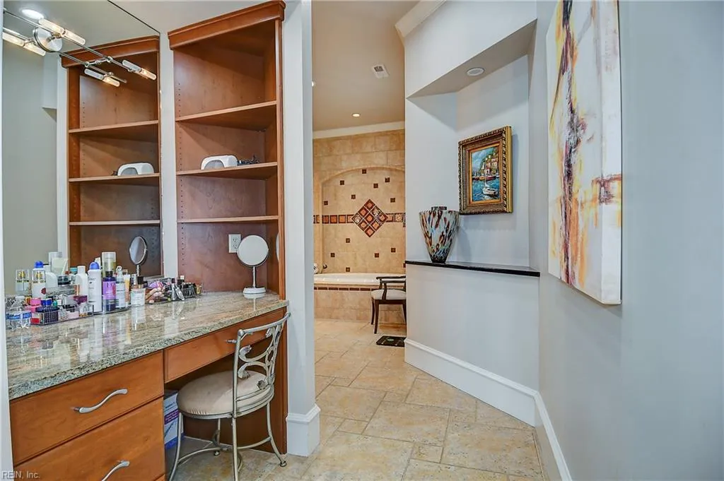 Norfolk, Virginia 23518, United States, 5 Bedrooms Bedrooms, ,5 BathroomsBathrooms,Residential,Active,94451