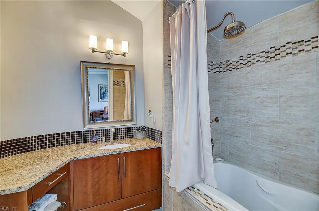 Norfolk, Virginia 23518, United States, 5 Bedrooms Bedrooms, ,5 BathroomsBathrooms,Residential,Active,94451