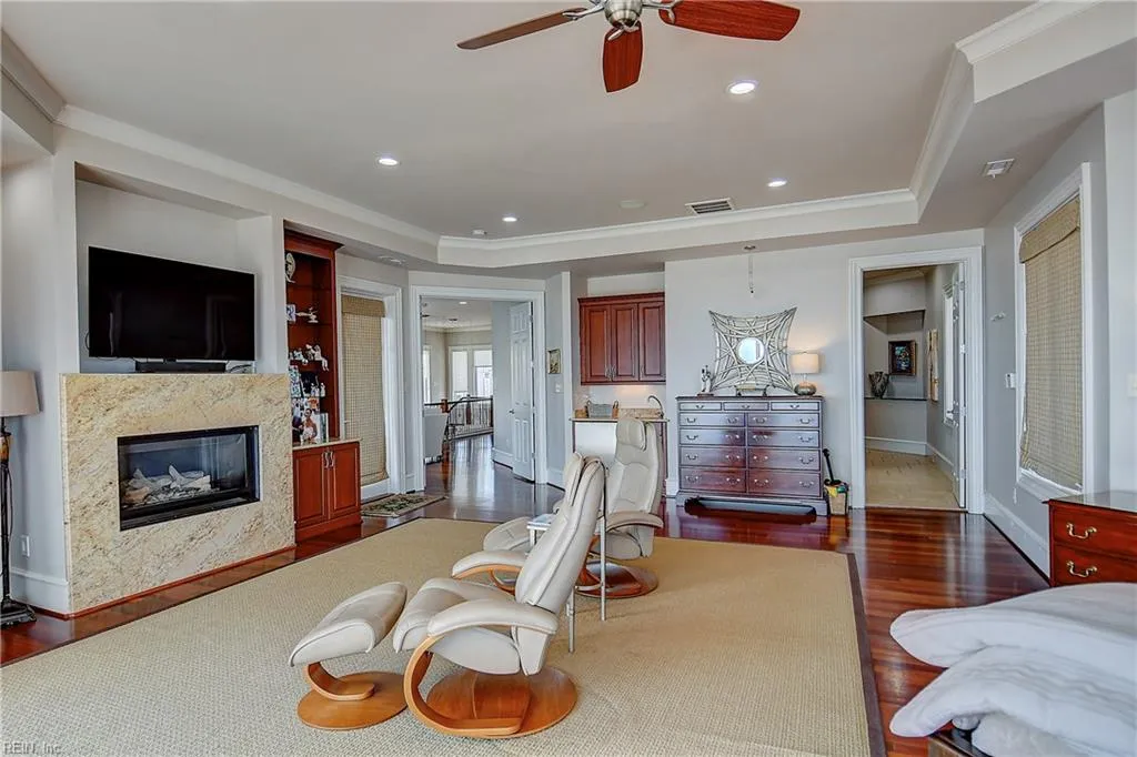 Norfolk, Virginia 23518, United States, 5 Bedrooms Bedrooms, ,5 BathroomsBathrooms,Residential,Active,94451