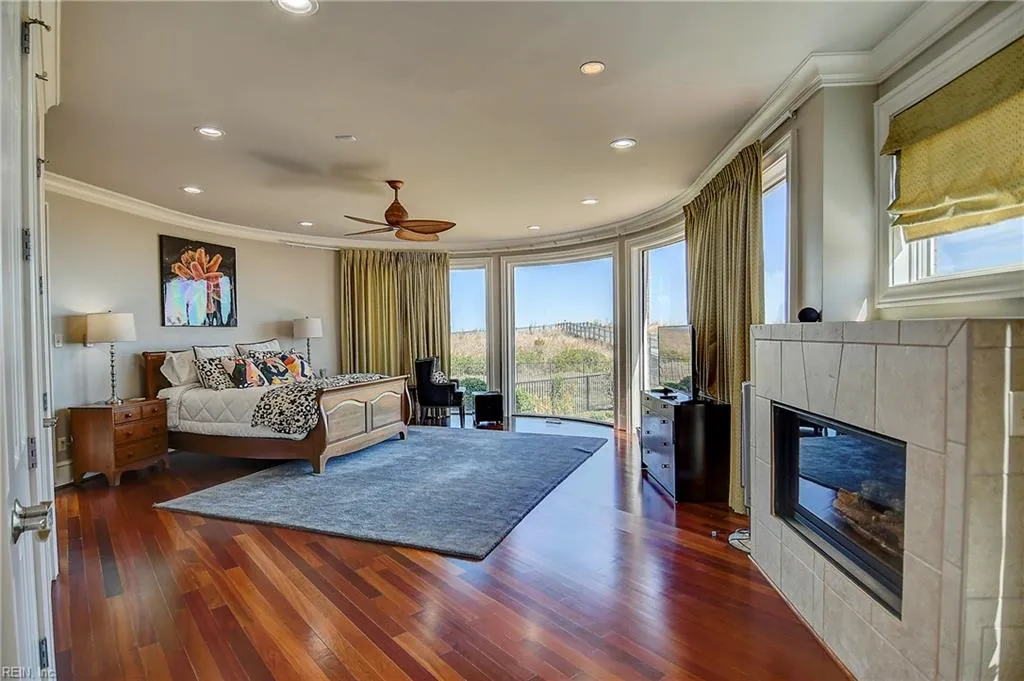 Norfolk, Virginia 23518, United States, 5 Bedrooms Bedrooms, ,5 BathroomsBathrooms,Residential,Active,94451