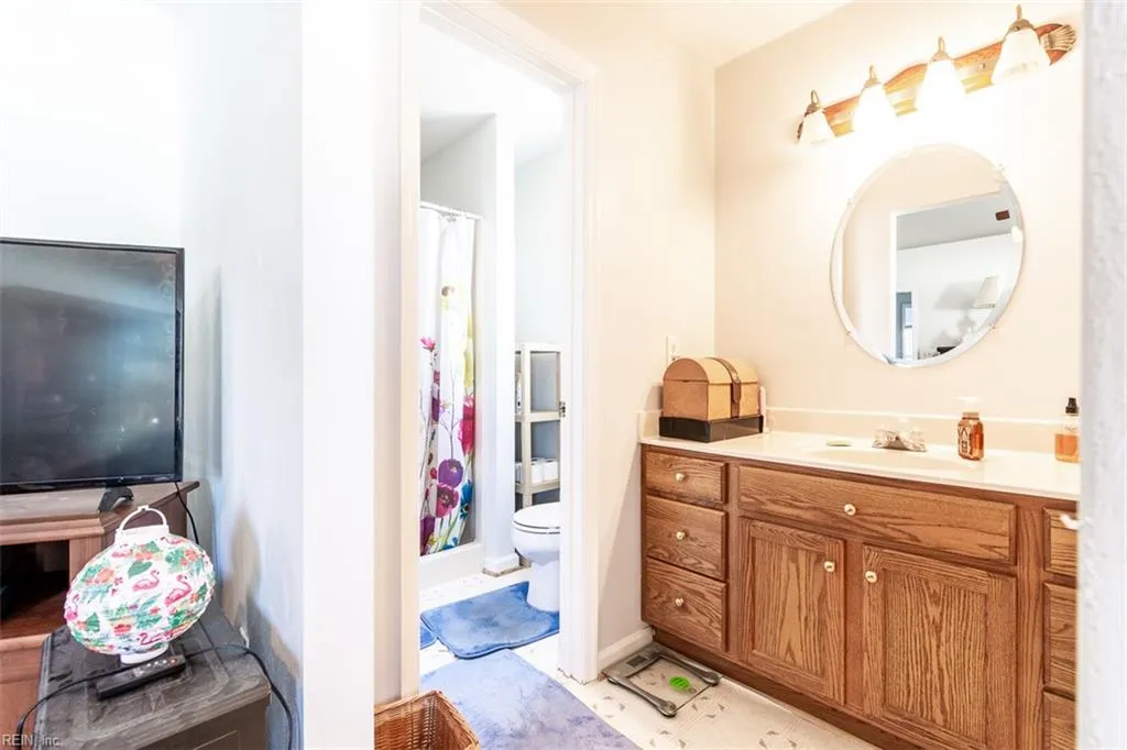 Suffolk, Virginia 23434, United States, 3 Bedrooms Bedrooms, ,2 BathroomsBathrooms,Residential,Active,243189