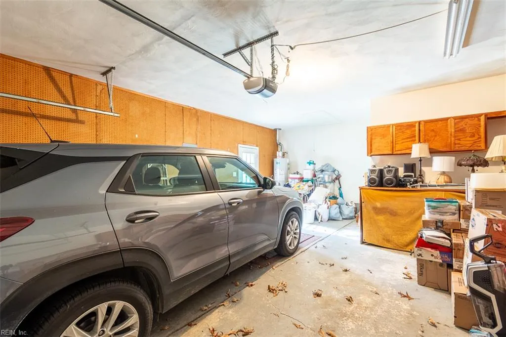 Suffolk, Virginia 23434, United States, 3 Bedrooms Bedrooms, ,2 BathroomsBathrooms,Residential,Active,243189