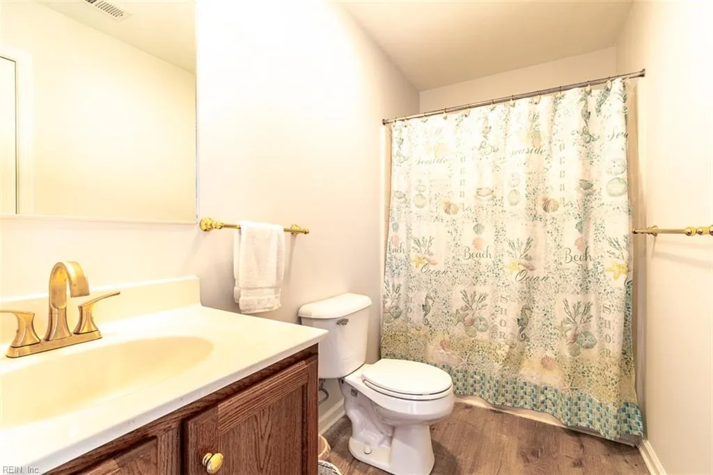 Suffolk, Virginia 23434, United States, 3 Bedrooms Bedrooms, ,2 BathroomsBathrooms,Residential,Active,243189