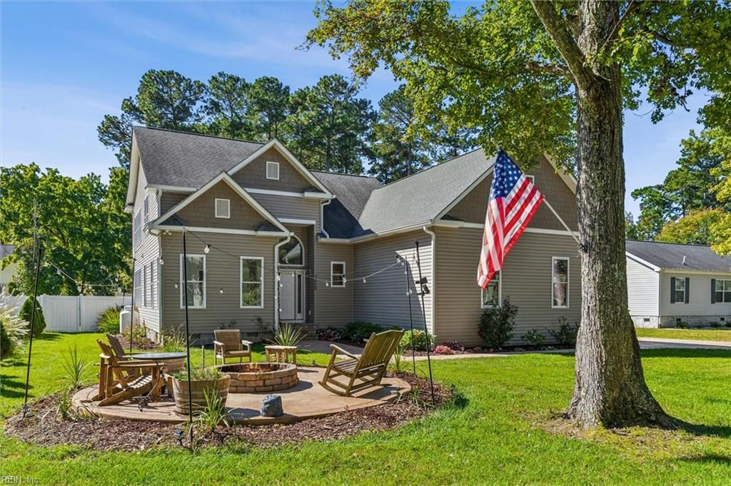 Photo of 7609 Beechwood Drive, Lanexa, VA 23089 (MLS # 10606526)
