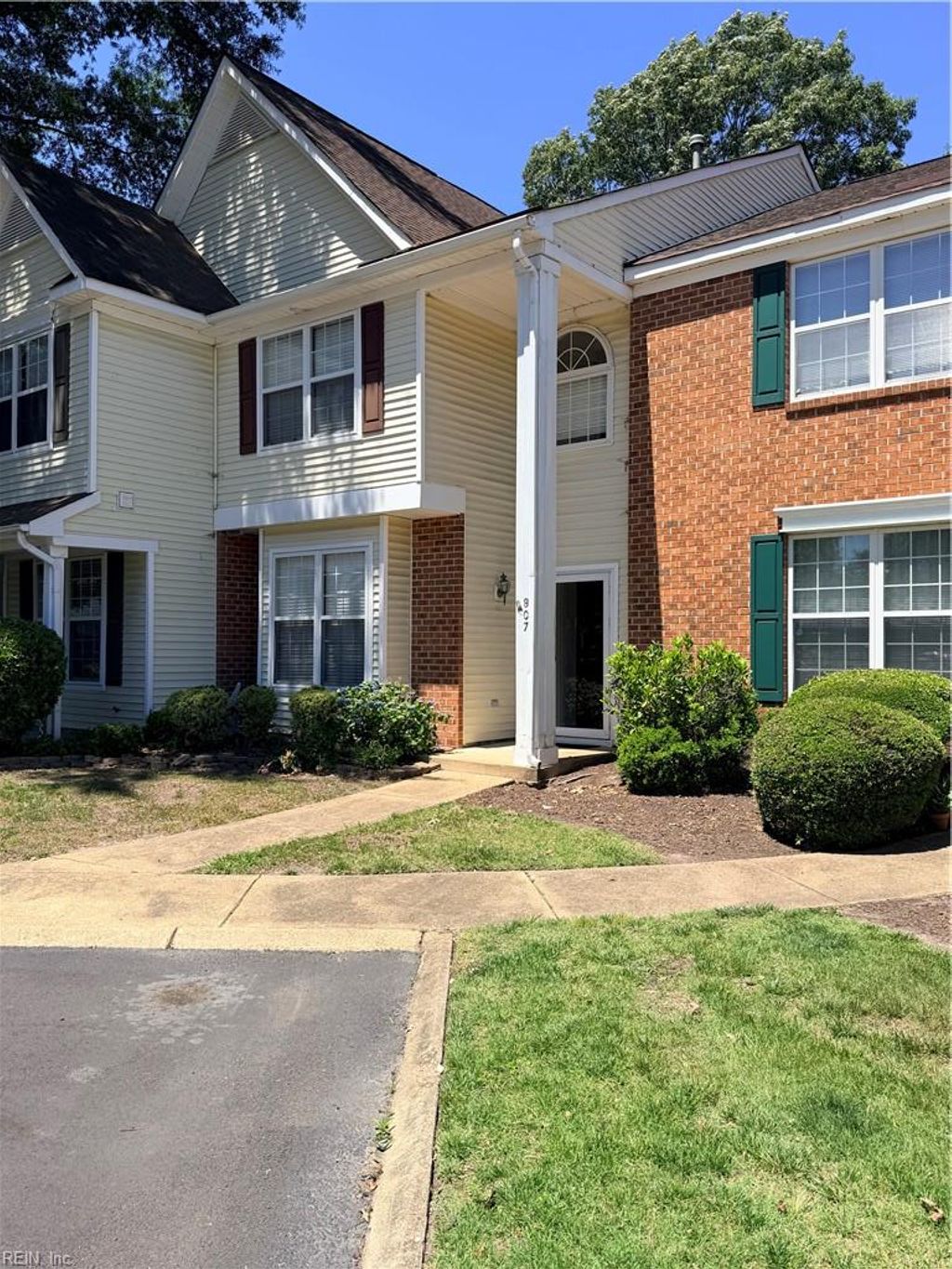 Photo of 807 Oak Springs Court, Newport News, VA 23602 (MLS # 10635444)