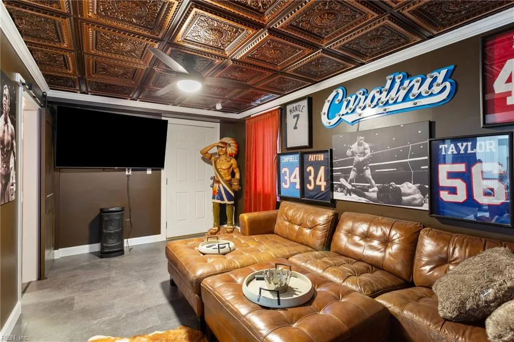 Virginia Beach, Virginia 23455, United States, 3 Bedrooms Bedrooms, ,4 BathroomsBathrooms,Residential,Active,96819