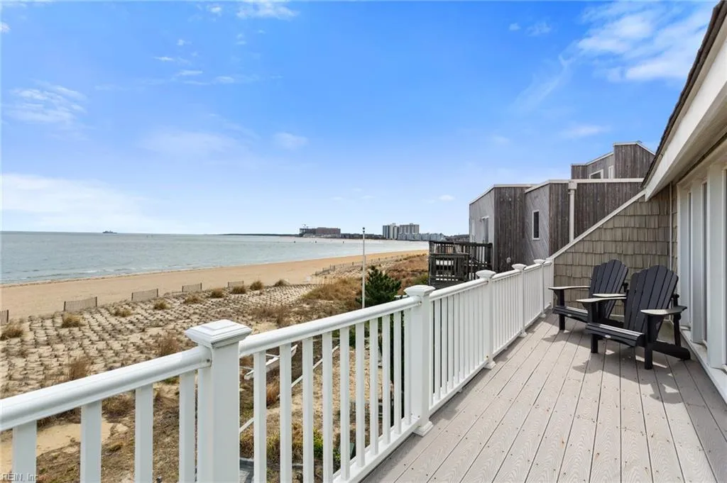 Virginia Beach, Virginia 23455, United States, 3 Bedrooms Bedrooms, ,4 BathroomsBathrooms,Residential,Active,96819