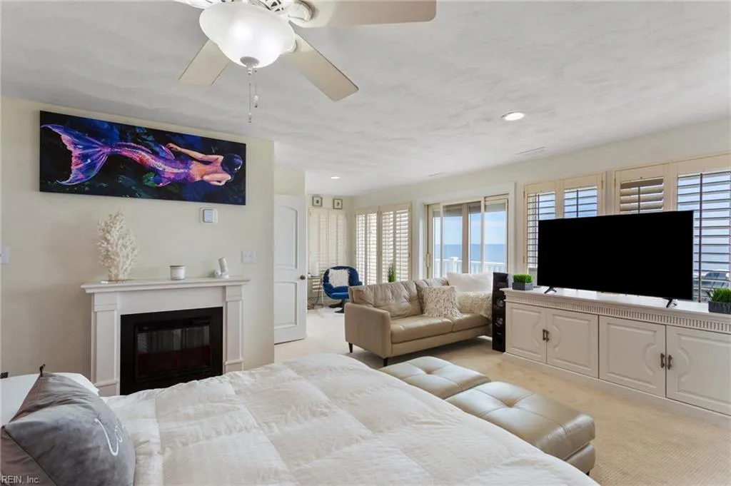 Virginia Beach, Virginia 23455, United States, 3 Bedrooms Bedrooms, ,4 BathroomsBathrooms,Residential,Active,96819