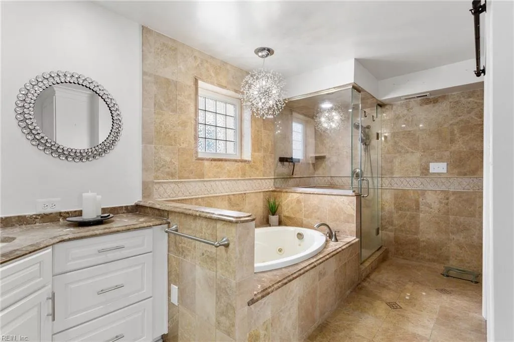 Virginia Beach, Virginia 23455, United States, 3 Bedrooms Bedrooms, ,4 BathroomsBathrooms,Residential,Active,96819