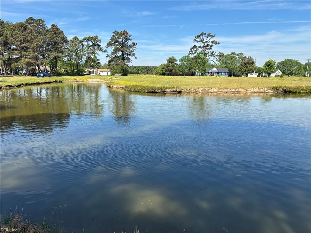 Photo of 343 S End Street, Knotts Island, NC 27950 (MLS # 10630435)