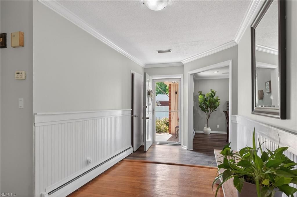 Photo of 773 Summerset Lane, Virginia Beach, VA 23452 (MLS # 10632996)