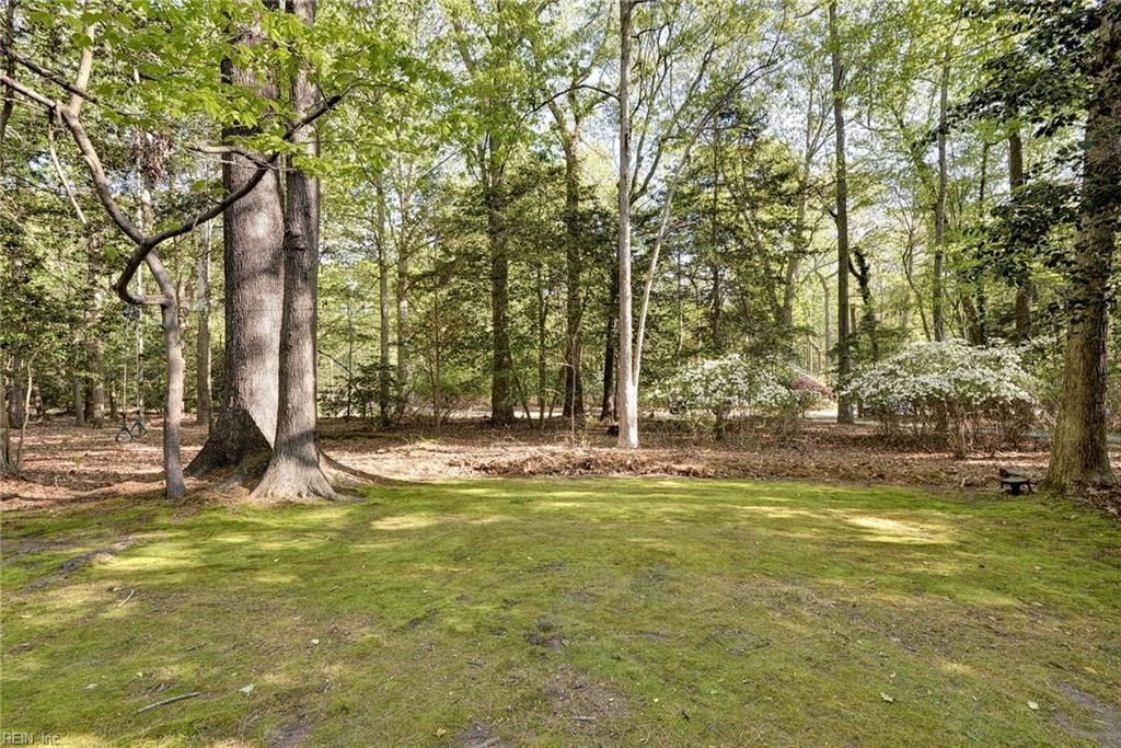 Photo of 103 Periwinkle Drive, Yorktown, VA 23692 (MLS # 10628981)