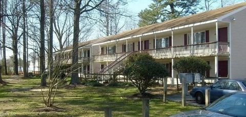Photo of 815 Sandy Court #801, Virginia Beach, VA 23451 (MLS # 10605175)