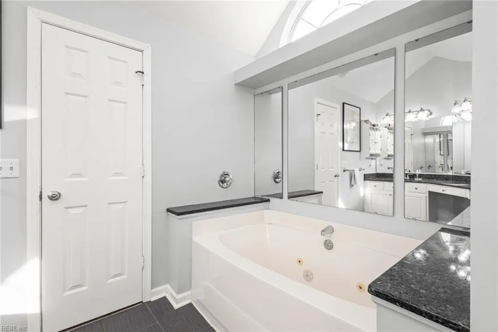 Virginia Beach, Virginia 23456, United States, 4 Bedrooms Bedrooms, ,3 BathroomsBathrooms,Residential,Pending,182377