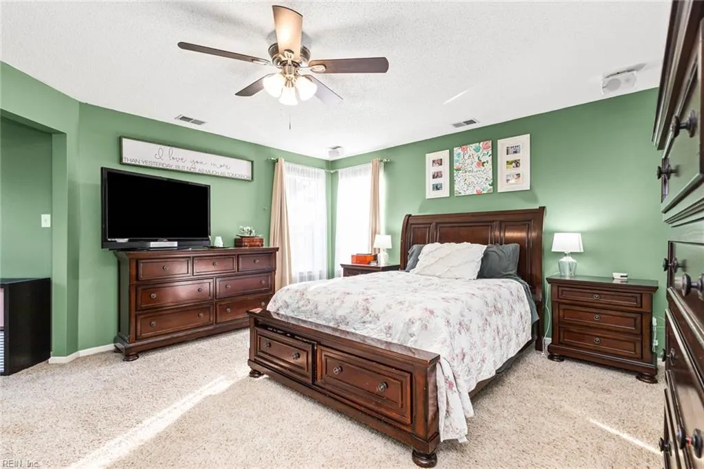 Virginia Beach, Virginia 23456, United States, 4 Bedrooms Bedrooms, ,3 BathroomsBathrooms,Residential,Pending,182377