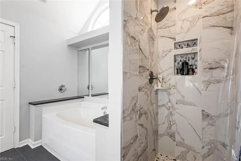 Virginia Beach, Virginia 23456, United States, 4 Bedrooms Bedrooms, ,3 BathroomsBathrooms,Residential,Pending,182377