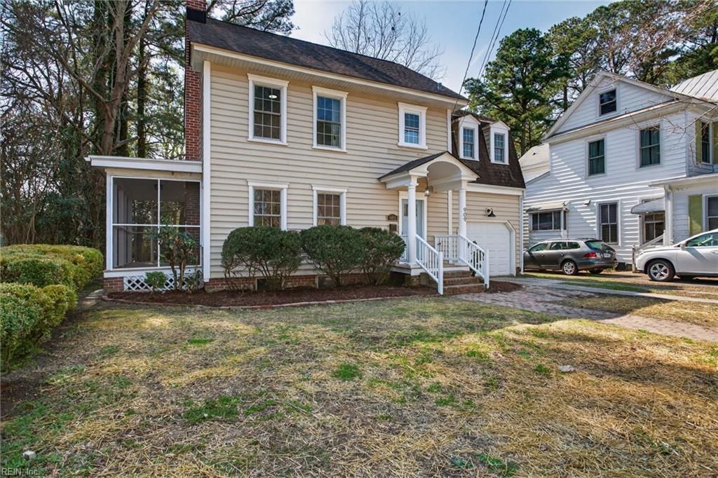 Photo of 909 Howard Place, Suffolk, VA 23434 (MLS # 10625166)
