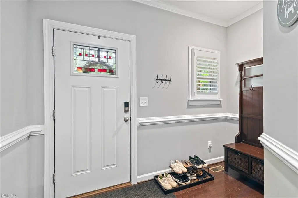 Williamsburg, Virginia 23188, United States, 5 Bedrooms Bedrooms, ,3 BathroomsBathrooms,Residential,Active,148071