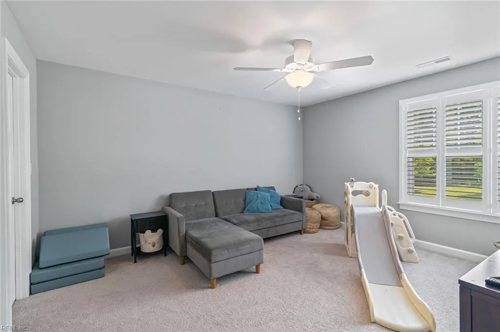 Williamsburg, Virginia 23188, United States, 5 Bedrooms Bedrooms, ,3 BathroomsBathrooms,Residential,Active,148071