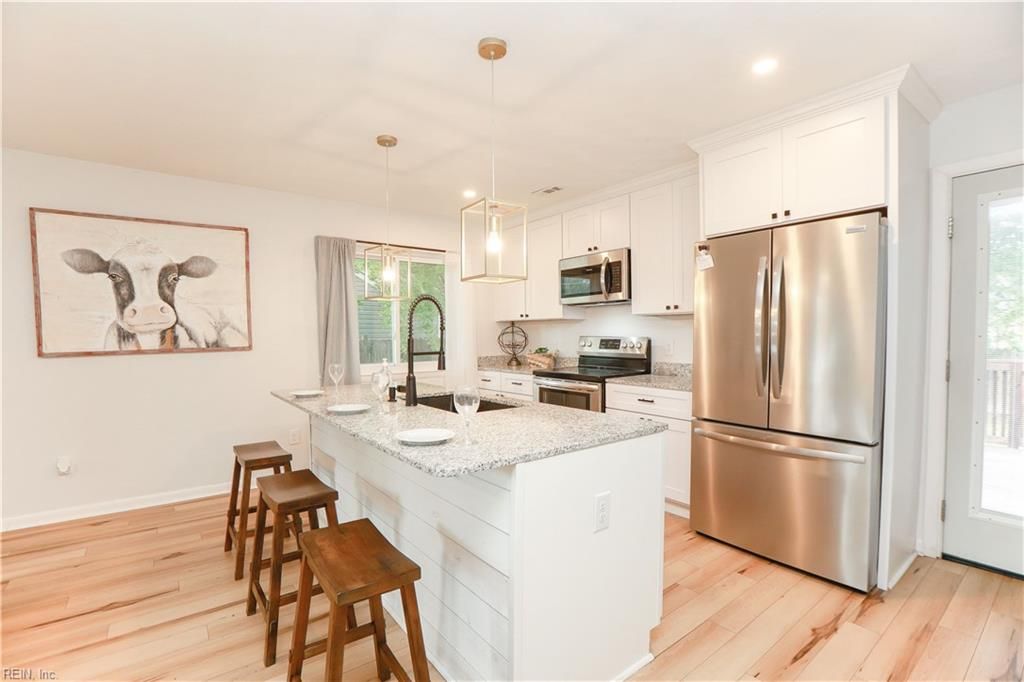 Photo of 5 Kingslee Lane, Hampton, VA 23669 (MLS # 10626987)