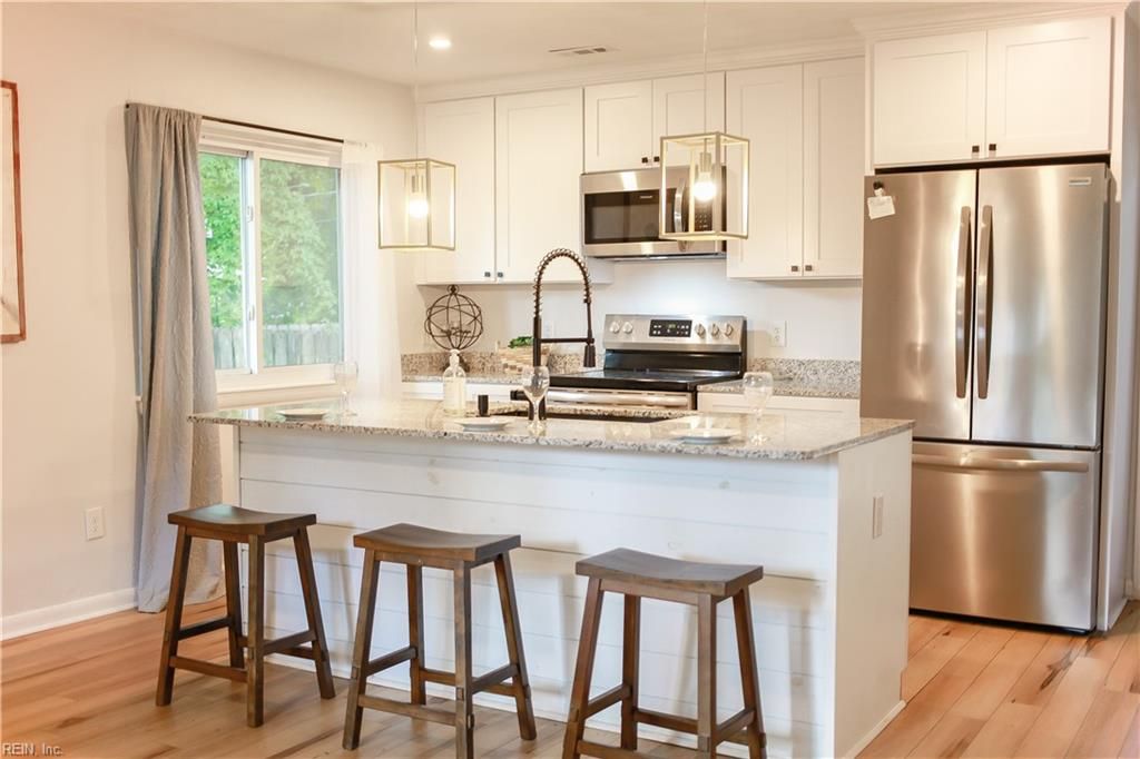 Photo of 5 Kingslee Lane, Hampton, VA 23669 (MLS # 10626987)