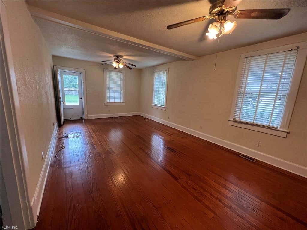 Photo of 123 Kirby Street, Portsmouth, VA 23702 (MLS # 10638899)