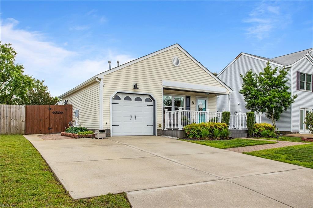 525 Hillshire WAY