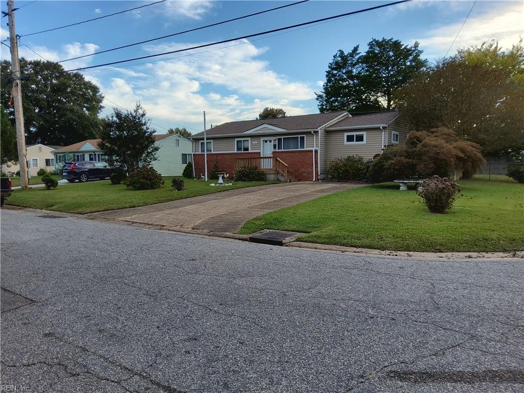 Photo of 153 Waverly Drive, Virginia Beach, VA 23452 (MLS # 10656541)