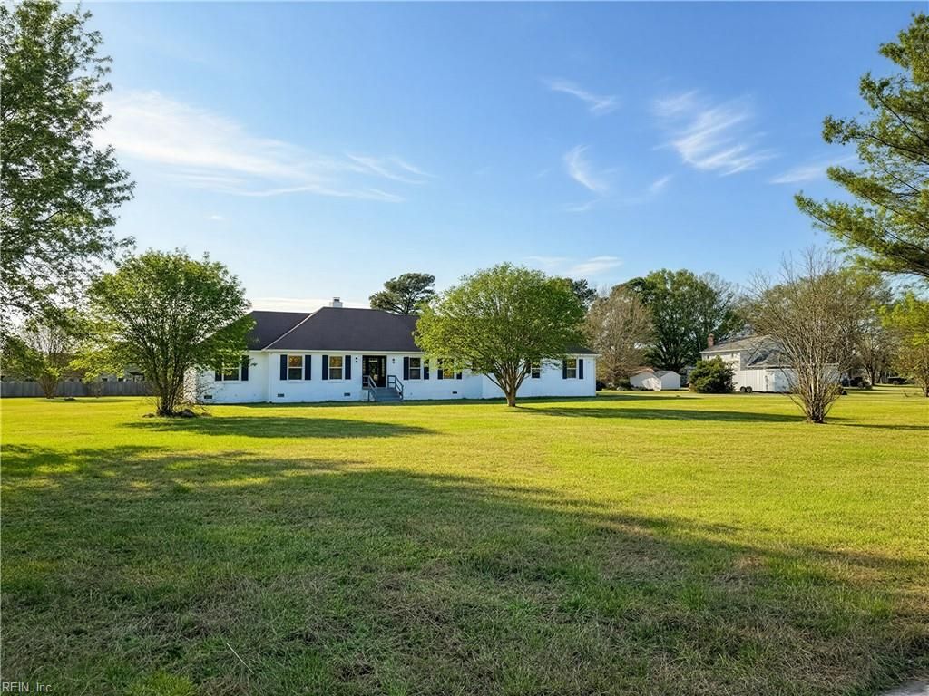 Photo of 102 Foxcroft Road, Suffolk, VA 23435 (MLS # 10613410)