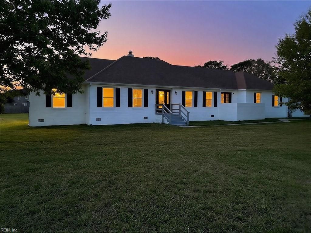 Photo of 102 Foxcroft Road, Suffolk, VA 23435 (MLS # 10613410)