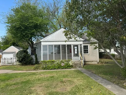 816 Gay Avenue, Portsmouth, VA 23701 - #: 10582313
