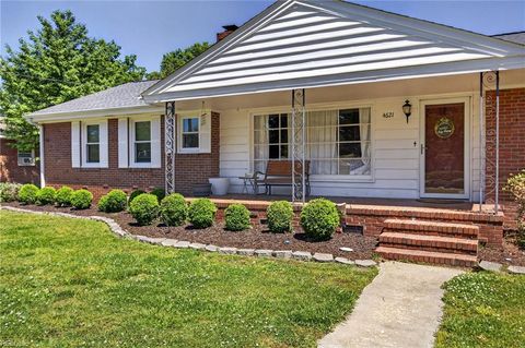 Photo of 4621 Haywood Drive, Portsmouth, VA 23703 (MLS # 10631438)