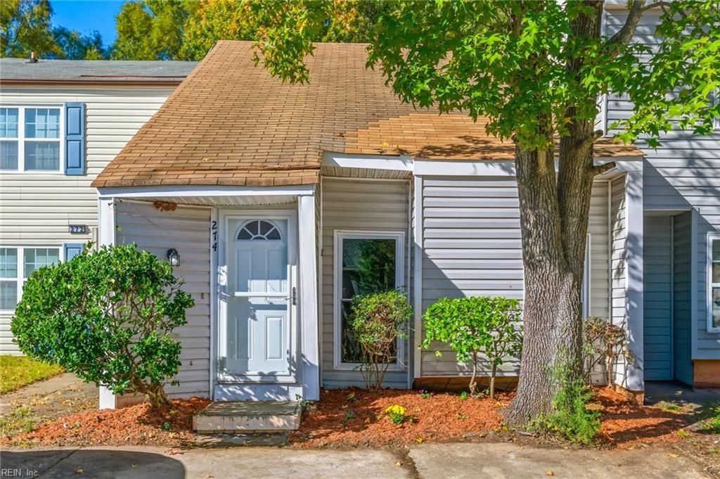 Photo of 274 Thalia Trace Drive, Virginia Beach, VA 23452 (MLS # 10608376)