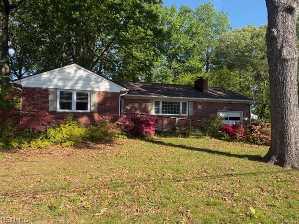 Photo of 104 Bell Hill Drive, Yorktown, VA 23692 (MLS # 10630693)