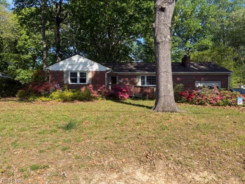 Photo of 104 Bell Hill Drive, Yorktown, VA 23692 (MLS # 10630693)