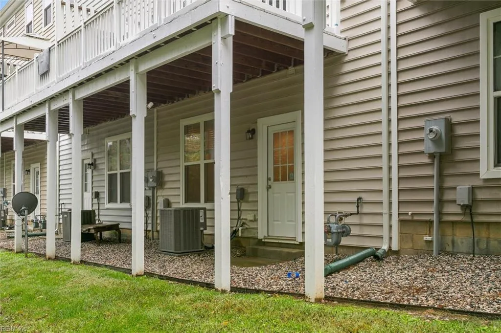 Williamsburg, Virginia 23188, United States, 4 Bedrooms Bedrooms, ,4 BathroomsBathrooms,Residential,Active,213936