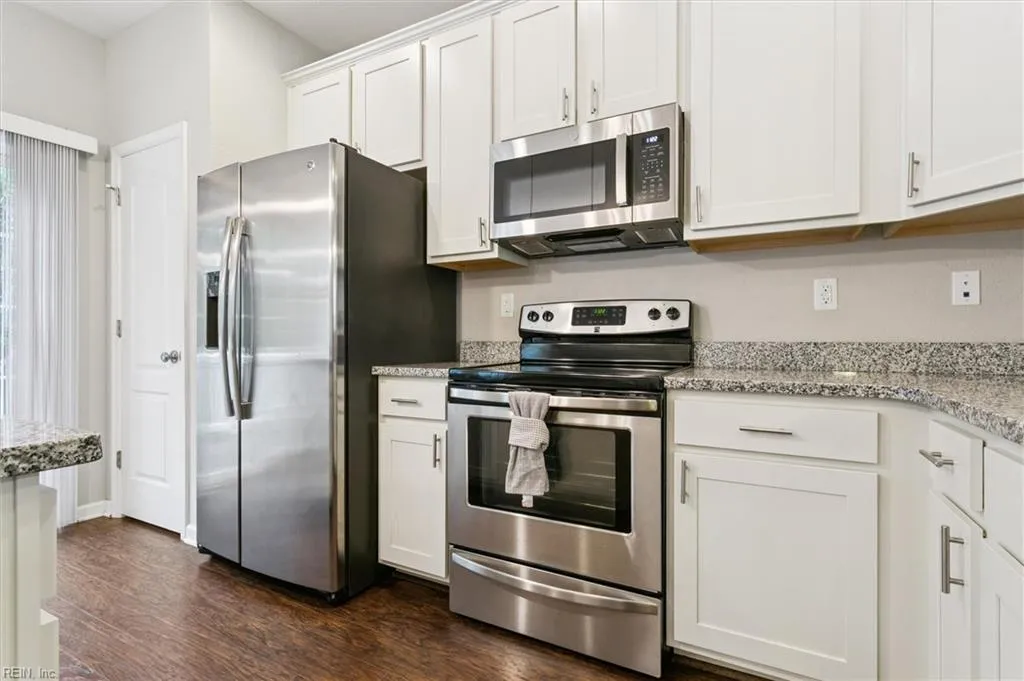 Williamsburg, Virginia 23188, United States, 4 Bedrooms Bedrooms, ,4 BathroomsBathrooms,Residential,Active,213936