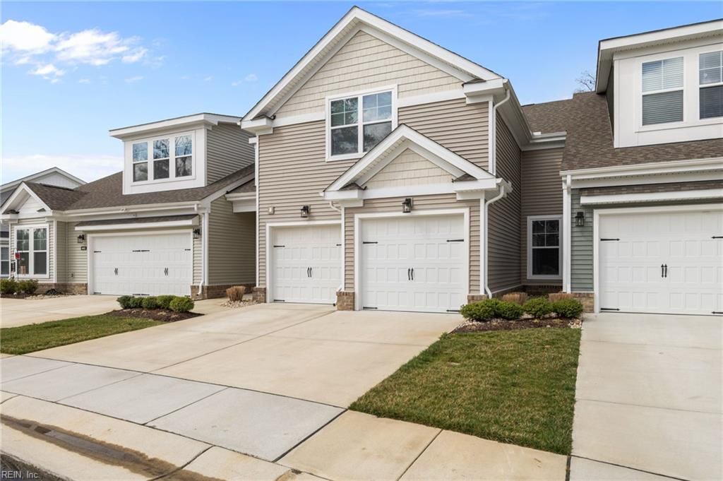 Photo of 4620 Longleaf Place, Chesapeake, VA 23321 (MLS # 10624345)