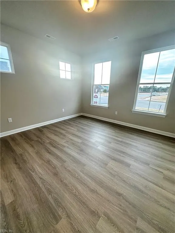 Suffolk, Virginia 23434, United States, 5 Bedrooms Bedrooms, ,4 BathroomsBathrooms,Residential,Active,256961