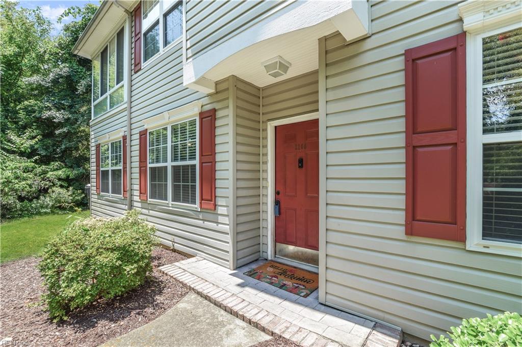 Photo of 2106 Sawgrass Lane #1-21, Portsmouth, VA 23703 (MLS # 10644157)