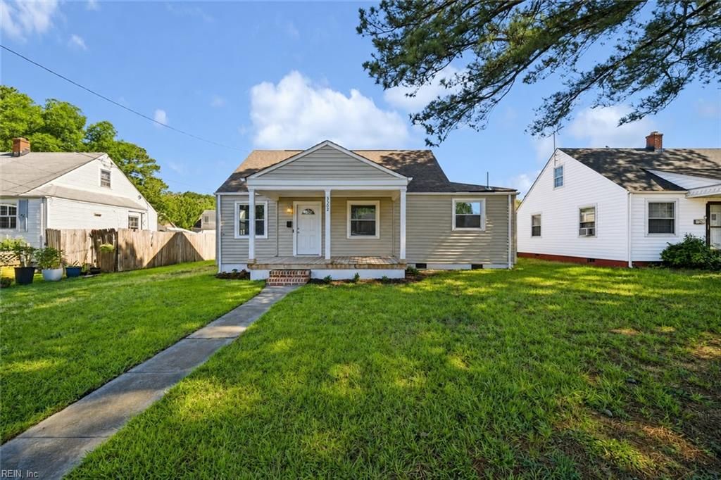 Photo of 3502 Creig St ST, Portsmouth, VA 23707 (MLS # 10641282)