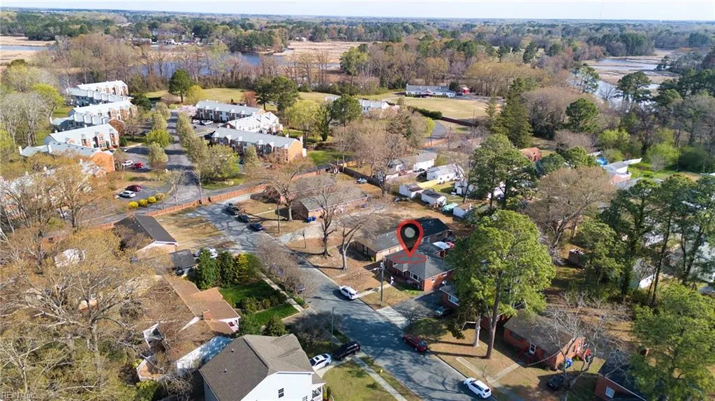 Suffolk, Virginia 23434, United States, 3 Bedrooms Bedrooms, ,2 BathroomsBathrooms,Residential,Pending,98778