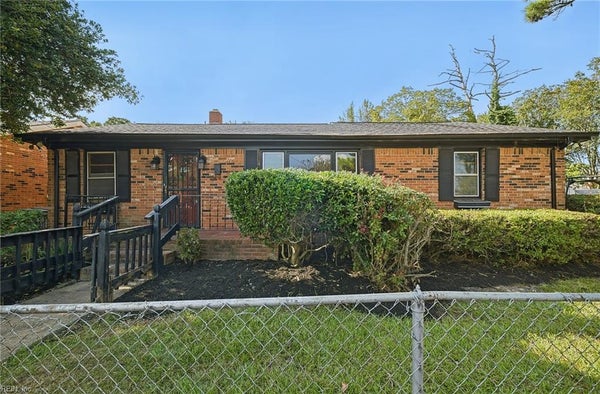 1392 WOOL AVE, PORTSMOUTH, VA 23707 - Image faa049c5d43d56aa4c8a8349b2e18a4c/748383449