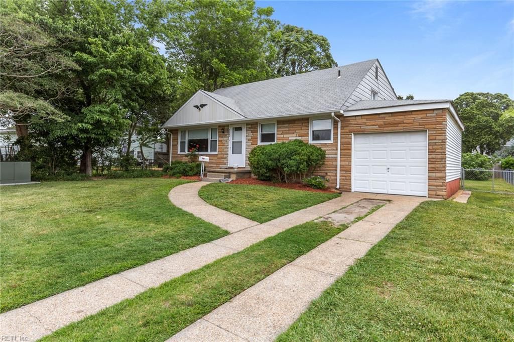 Photo of 5380 Hummel Drive, Norfolk, VA 23502 (MLS # 10639969)